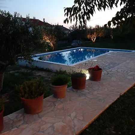 Holiday Home Nevera Kastela Exterior photo