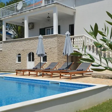 Holiday Home Nevera Kastela Exterior photo